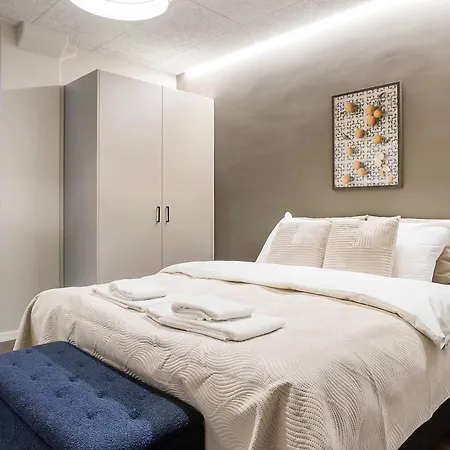 4-person Midtown W Easy Access Appartamento