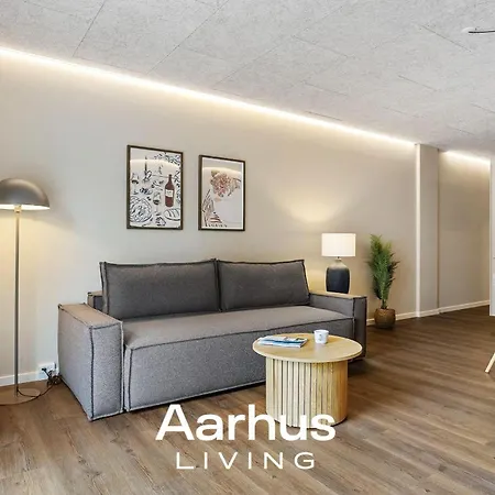 4-person Midtown W Easy Access * Århus